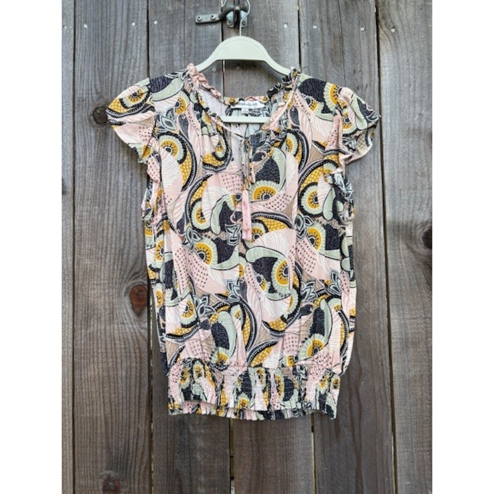 Rose & Olive Women's Paisley Print‎ Smocked Waist Tie Neck Cap Sleeve Top